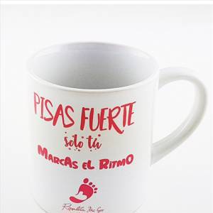 TAZA SOLIDARIA PISAS FUERTE