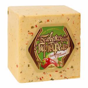 Сыр «Беловежский трюфель с паприкой и чесноком»