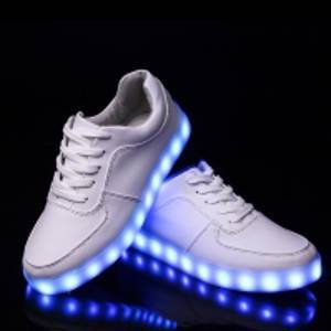 Светящиеся LED кроссовки Классика белые