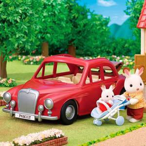 Детский игровой набор Sylvanian Families "Семейный автомобиль, красный" арт. 5448