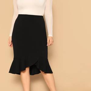 Plus Asymmetrical Ruffle Hem Solid Skirt